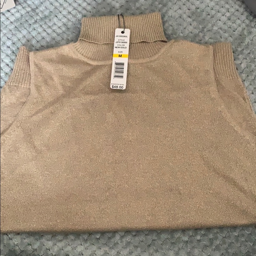 Women’s Gold Sleeveless Turtleneck